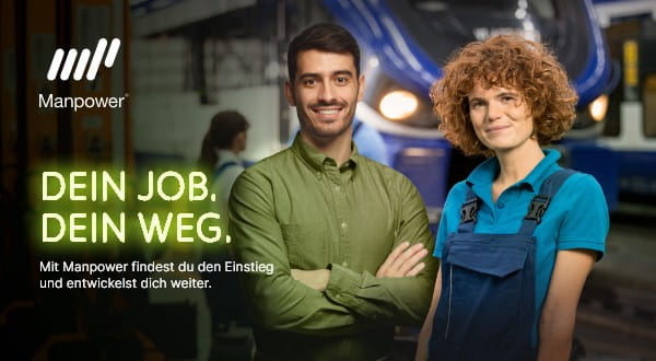 Zwei Facharbeiter vor einer Werkshalle